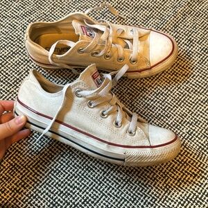 Converse Chuck Taylor All Star Sneaker - Women's Size 6